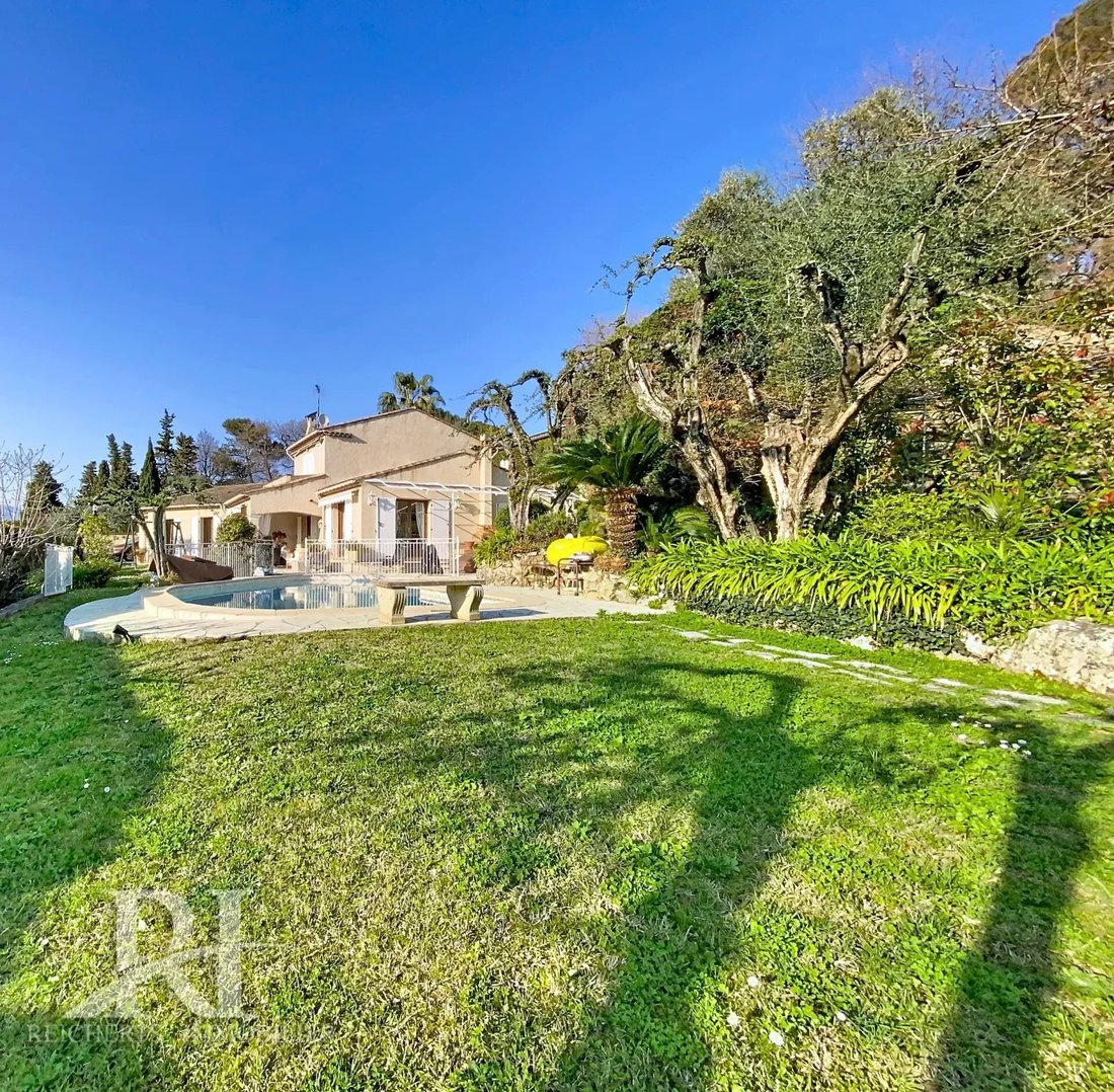 Villa in Mougins, Provence-Alpes-Côte d'Azur, France 2 - 17459209