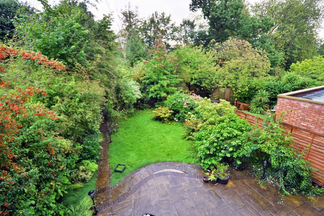 Apartment in Holly Village, Haringey, England 4 - 16915486
