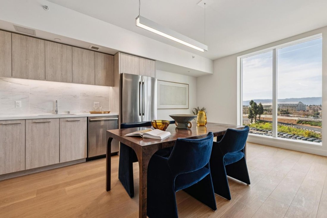 Condo in San Jose, California, United States 5 - 17456553