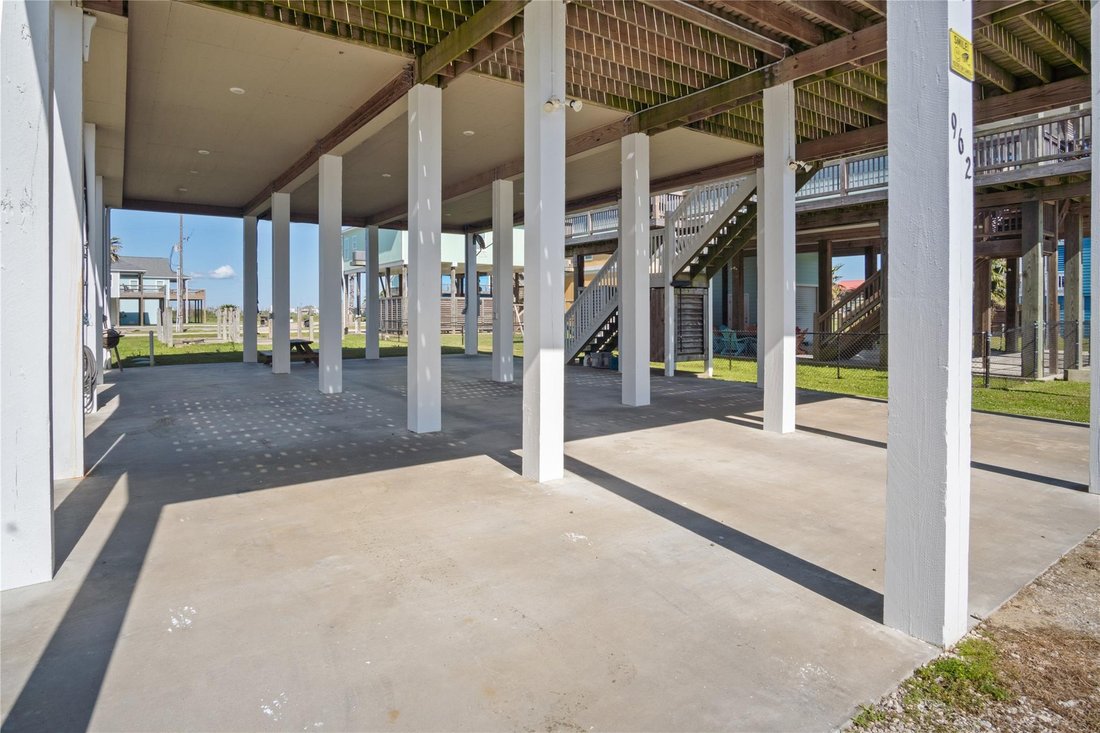 House in Bolivar Peninsula, Texas, United States 2 - 17456520