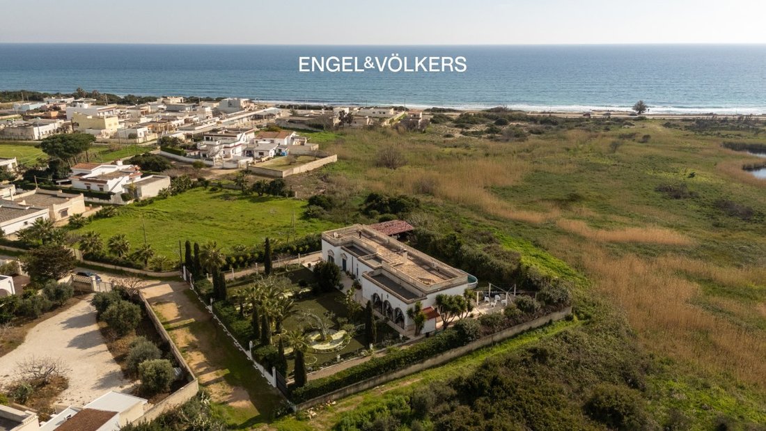 Villa in Manduria, Apulia, Italy 1 - 17456959