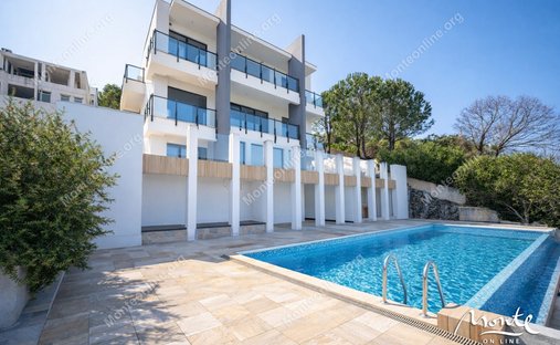 Villa in Krašići, Tivat Municipality, Montenegro 1