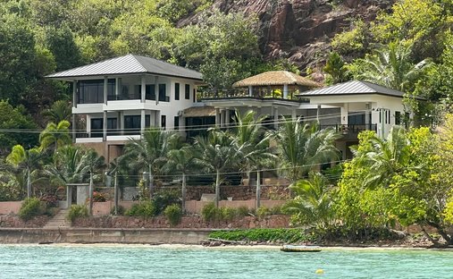 Domaine à Quatre Bornes, Takamaka, Seychelles 1
