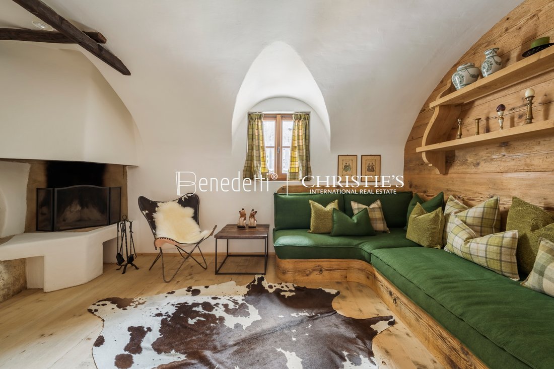 Chalet in Cortina d'Ampezzo, Veneto, Italy 2 - 17463743