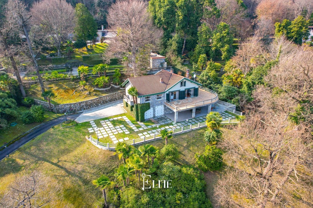 Villa in Belgirate, Piedmont, Italy 3 - 17463740