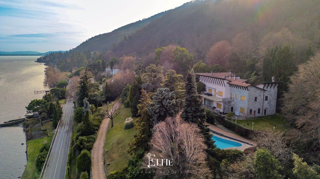 Villa in Belgirate, Piedmont, Italy 4 - 17463608