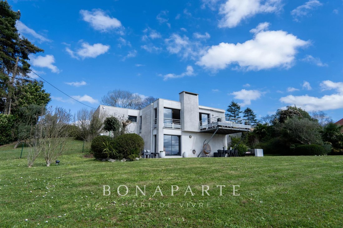 House in Morlaas, Nouvelle-Aquitaine, France 2 - 17463624