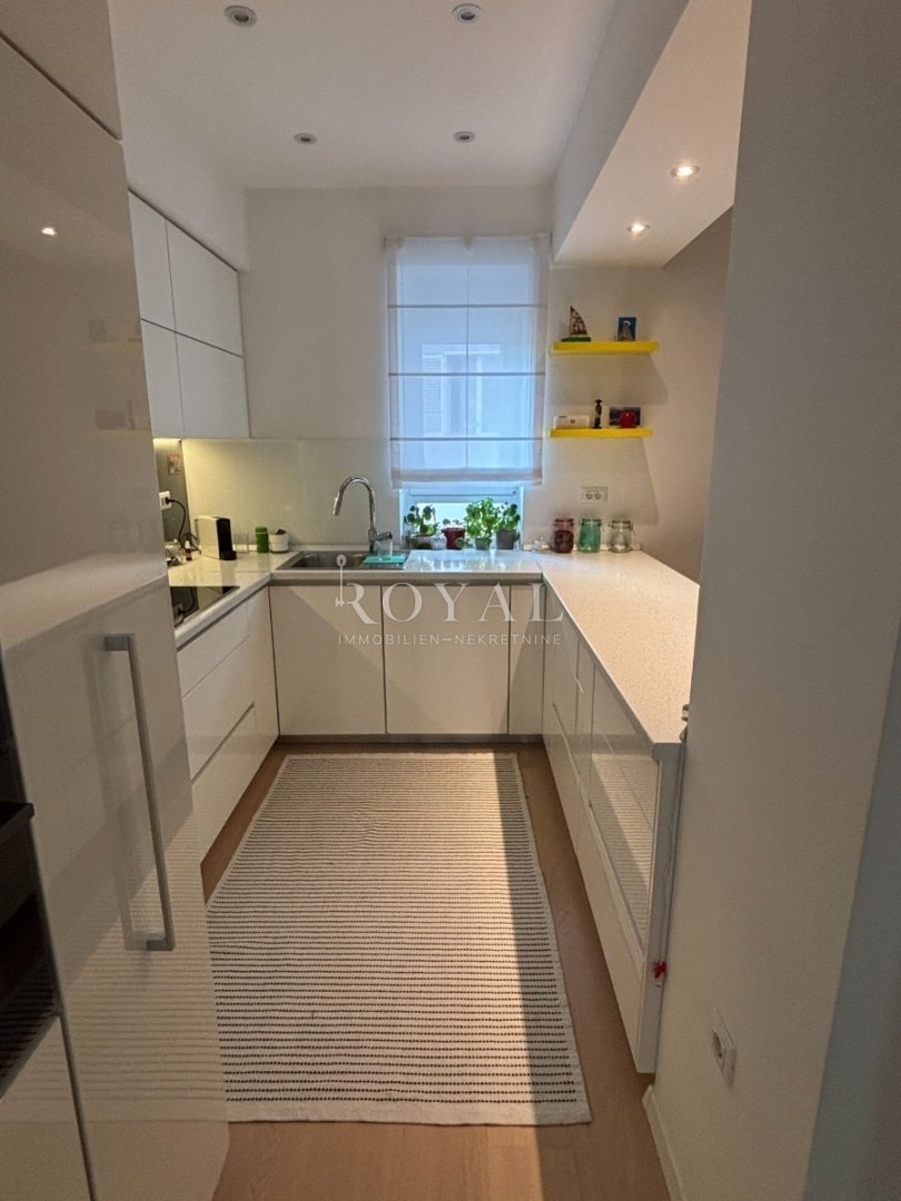 Apartment in Grad Rijeka, Primorje-Gorski Kotar County, Croatia 5 - 17463628