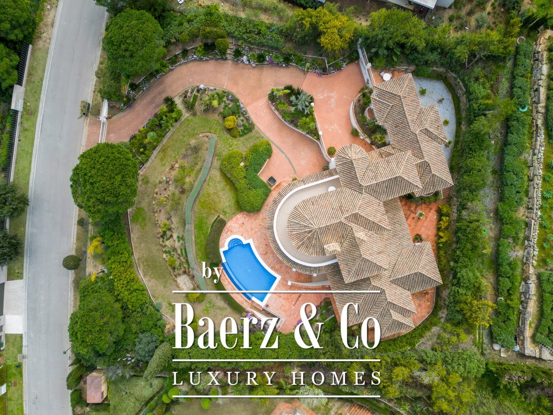 Villa in Sotogrande, San Roque, Andalusia 1 - 17463693