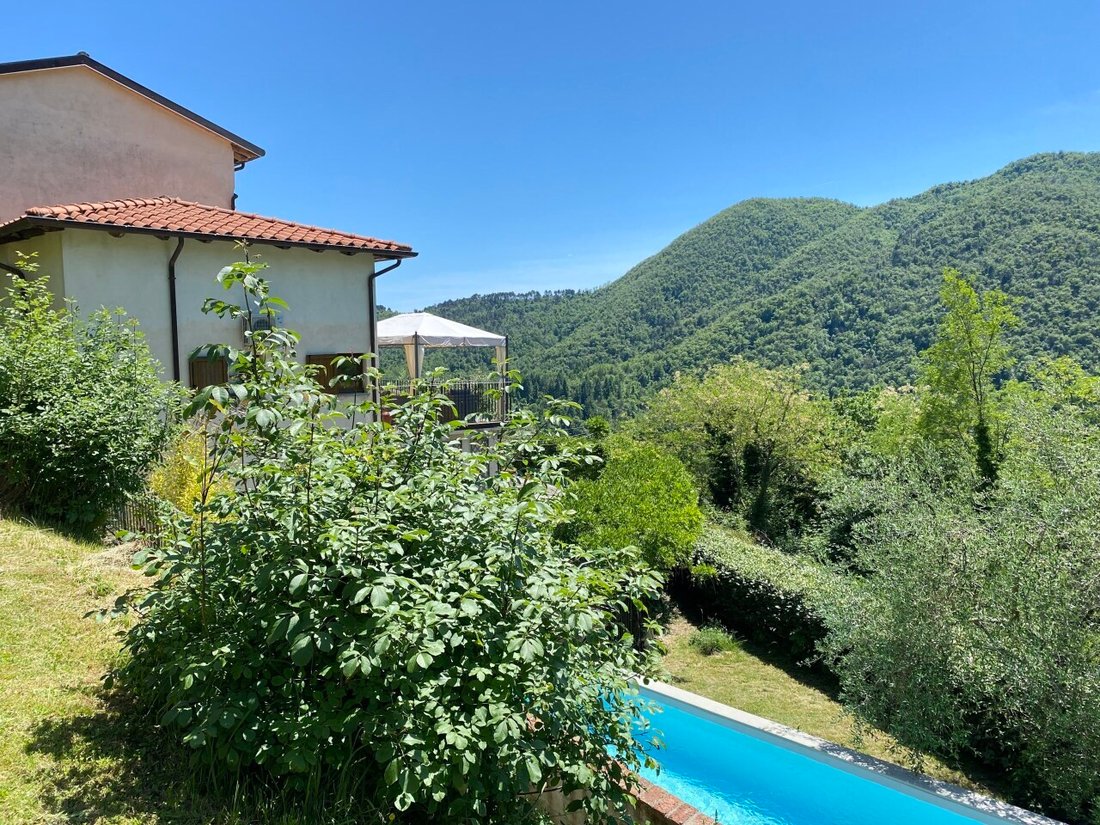 House in Tresana, Tuscany, Italy 2 - 17463879