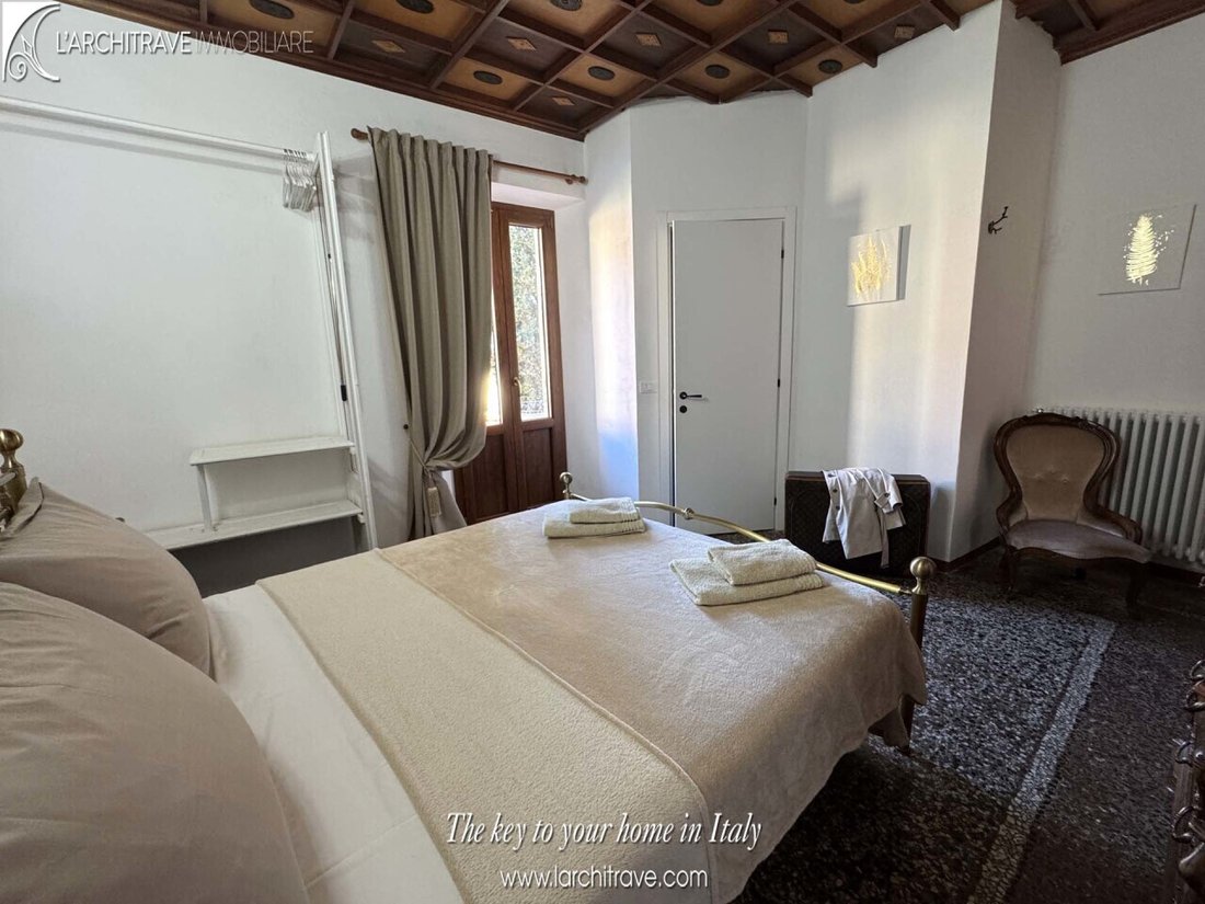 House in Licciana Nardi, Tuscany, Italy 5 - 17463847