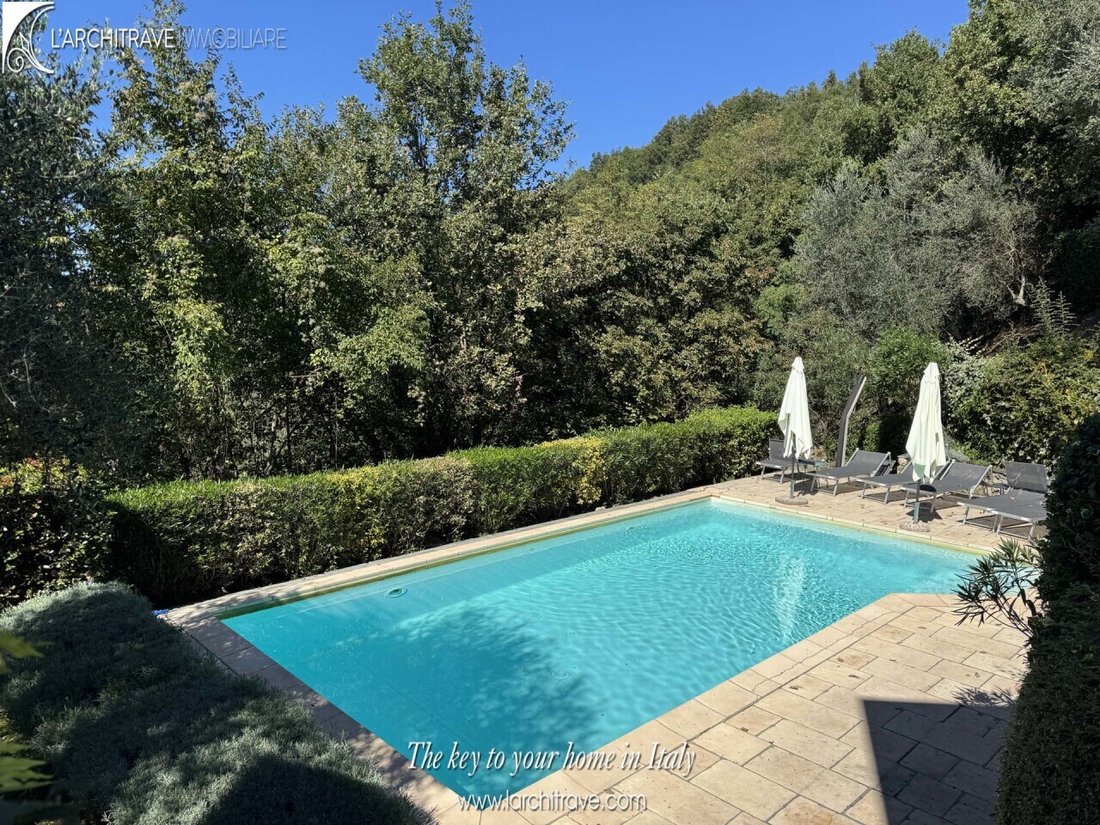 House in Fivizzano, Tuscany, Italy 4 - 17463887