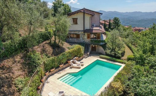House in Fivizzano, Tuscany, Italy 1