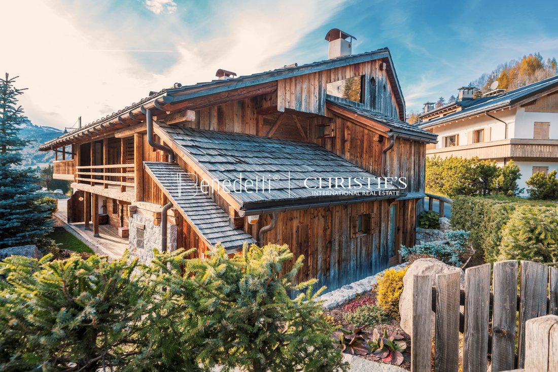 Apartment in Cortina d'Ampezzo, Veneto, Italy 1 - 17463911