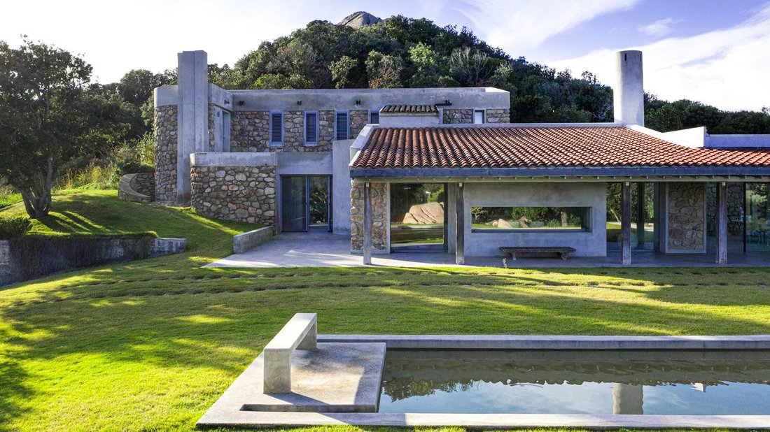 Villa in Valle Dell'Erica, Sardinia, Italy 4 - 17429908