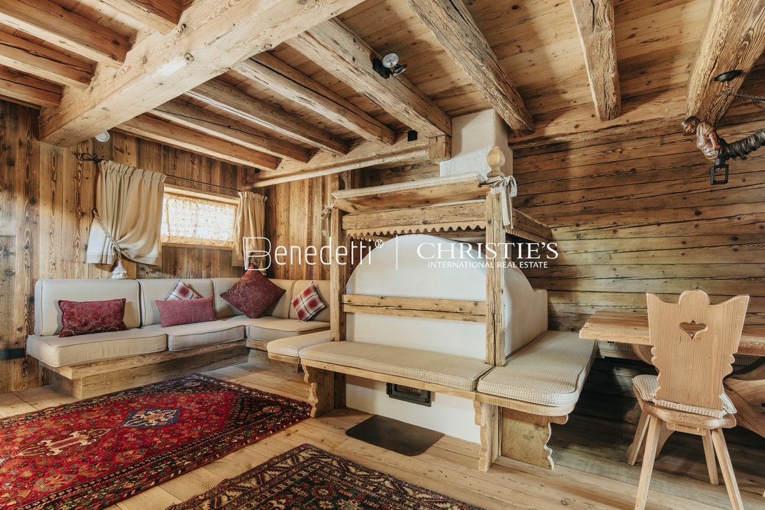 Apartment in Cortina d'Ampezzo, Veneto, Italy 5 - 17463911