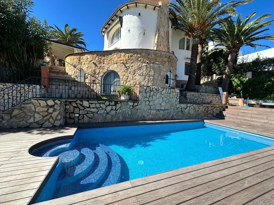 Villa in Calp / Calpe, Valencian Community, Spain 1 - 15247890