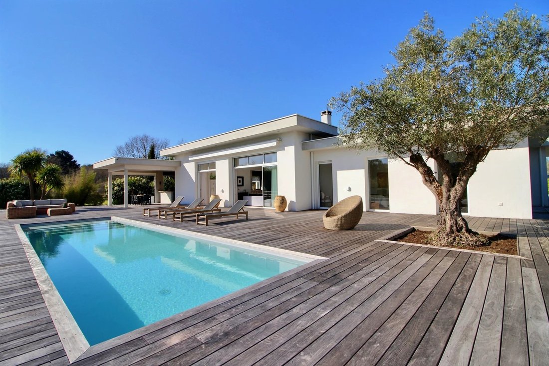 House in Saint Bruno-Saint Augustin, Bordeaux, France 2 - 17463982