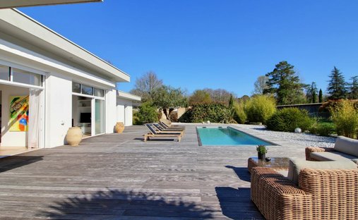 House in Saint Bruno-Saint Augustin, Bordeaux, France 1