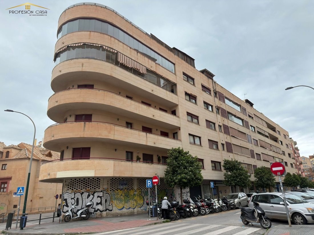 Apartment in Cruz de Humilladero, Malaga, Spain 1 - 17463967