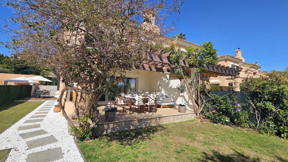 Villa in La Alcaidesa, San Roque, Andalusien 1 - 17463957