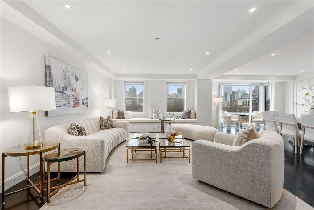 Condo in Boston, Massachusetts, United States 2 - 17464055