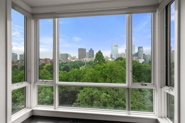 Condo in Boston, Massachusetts, United States 3 - 17464055