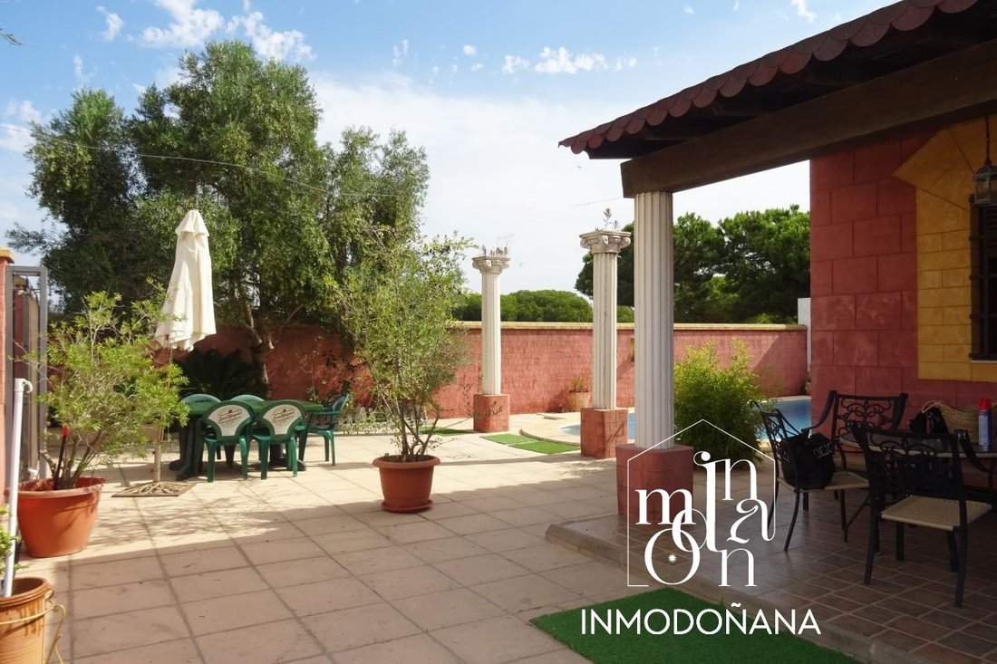 Chalet in 1a Fase, Almonte, Spain 2 - 14811349