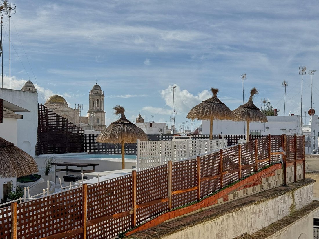 Apartment in Cadiz, Andalusia, Spain 1 - 17463954