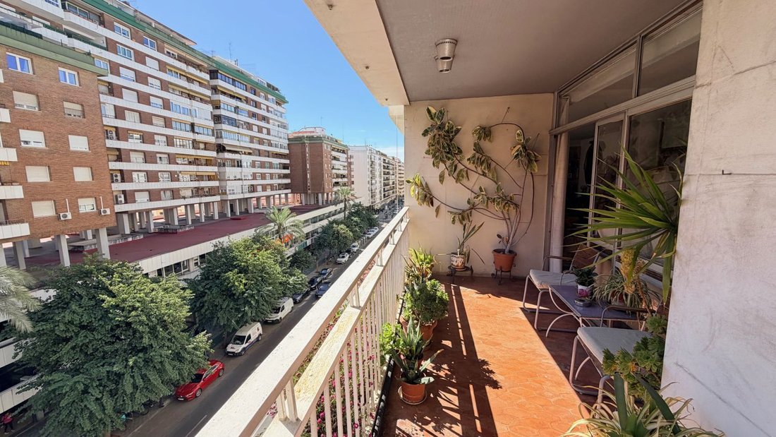 Apartment in Los Remedios, Seville, Spain 5 - 17463936