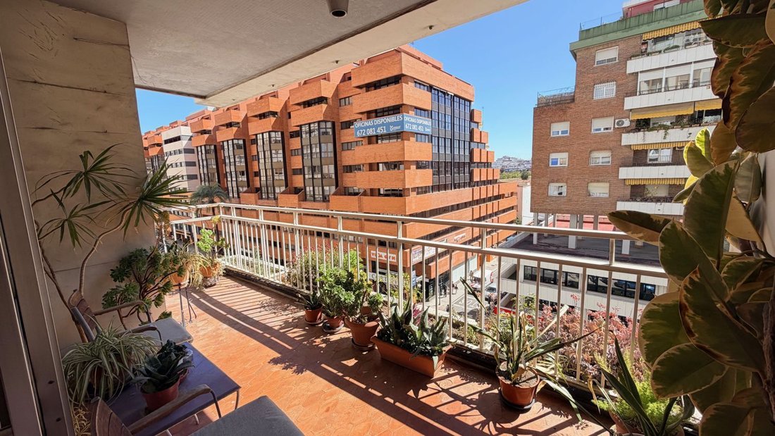 Apartment in Los Remedios, Seville, Spain 4 - 17463936