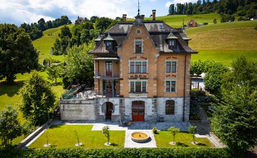 Villa in Richterswil, Zürich, Switzerland 1