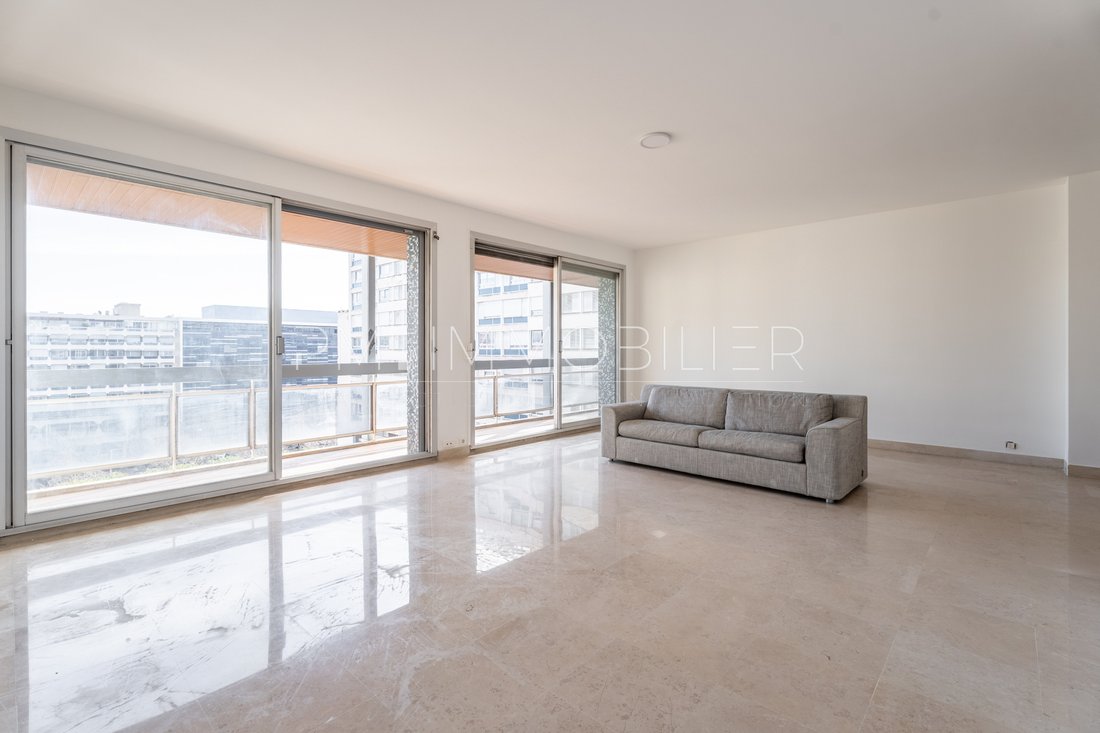 Apartment in Saint Julien, Marseille, Provence-Alpes-Côte d'Azur 1 - 17467096