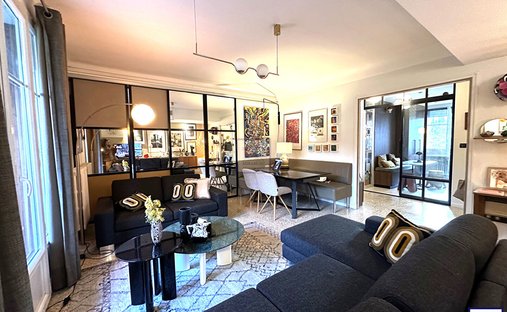 Apartment in Granettes-Jauberte-Sainte Anne, Aix-en-Provence, France 1