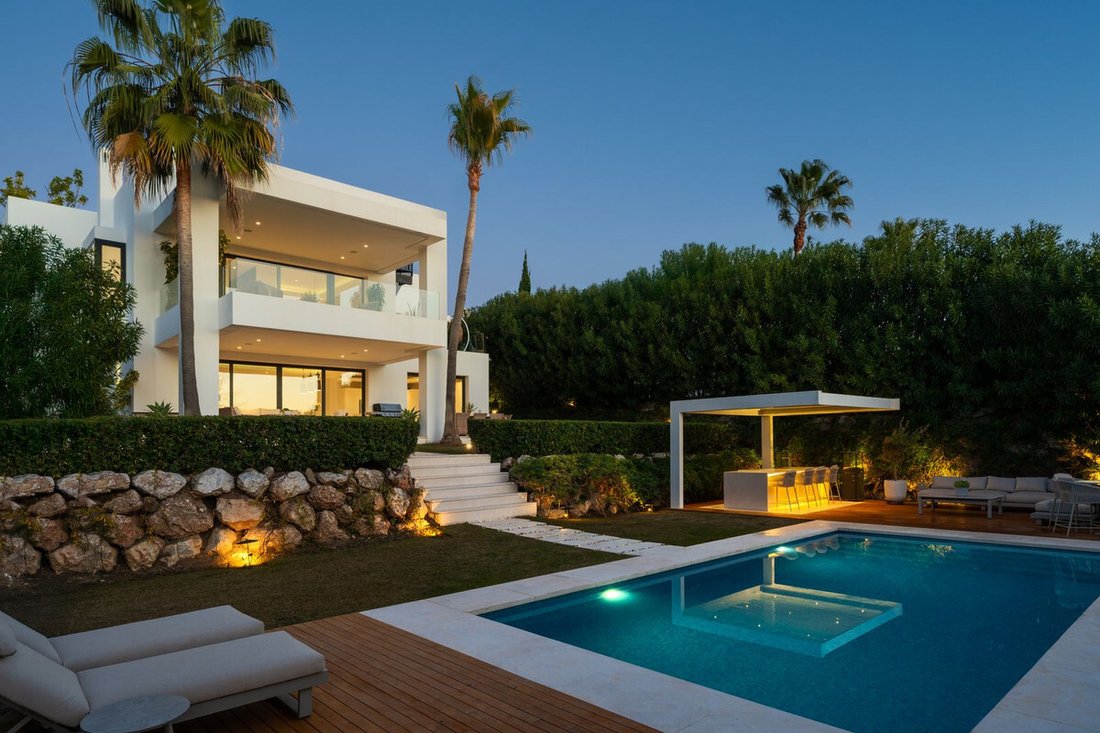 Villa in Nueva Andalucia, Marbella, Spain 1 - 17467676