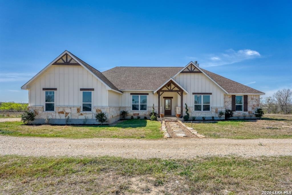 House in Martindale, Texas, United States 1 - 17464476