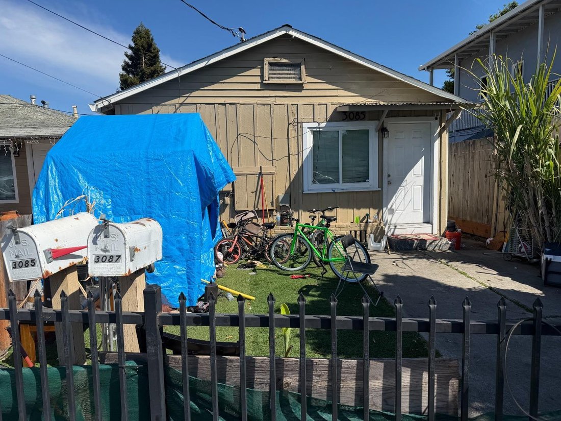 House in Redwood City, California, United States 1 - 17466285