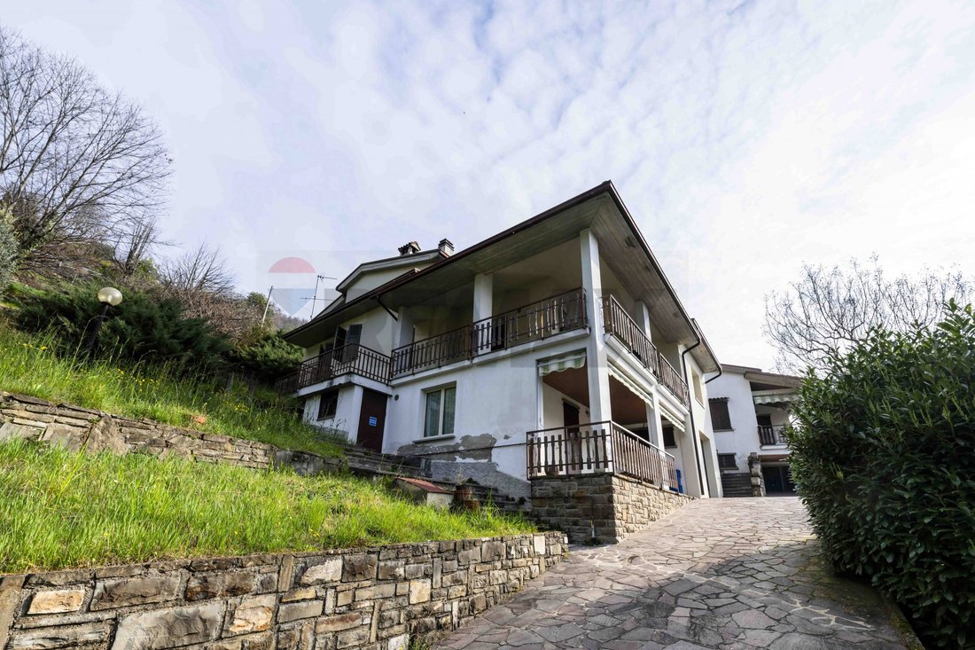 Villa in Foresto Sparso, Lombardy, Italy 4 - 17468261