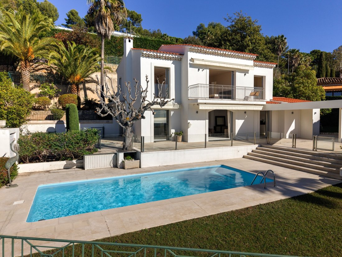 House in Saint Nicolas, Cannes, France 2 - 17467700