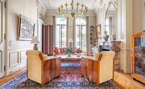 Estate in Saint James-Général Koenig, Neuilly-sur-Seine, France 1