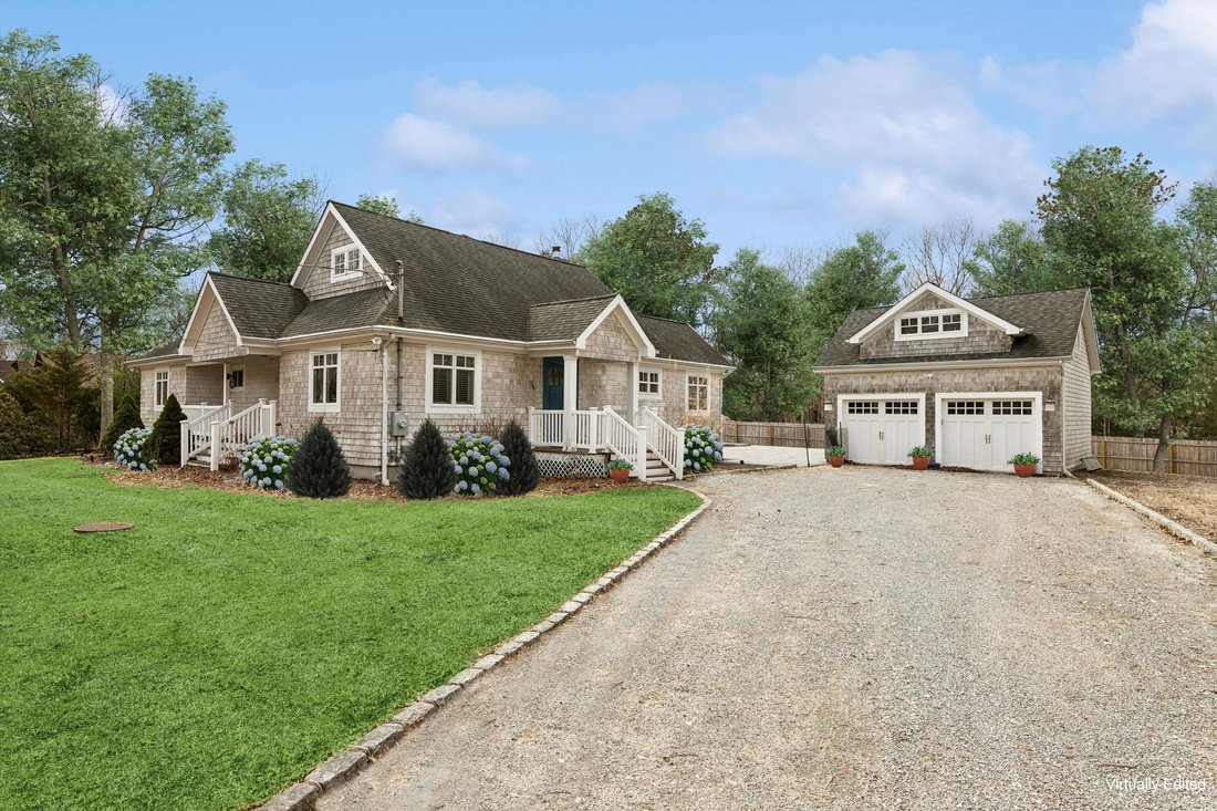 Hampton Bays, New York, United States 1 - 17465165