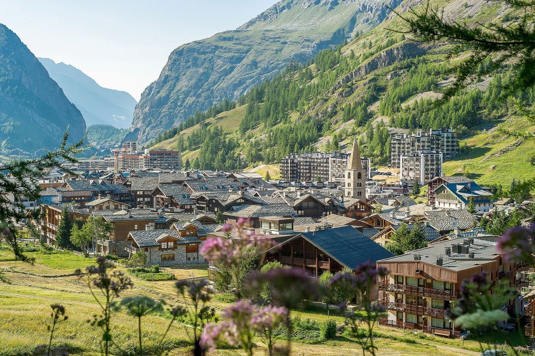 Chalet in Val-d'Isere, Auvergne-Rhône-Alpes, France 3 - 17464275