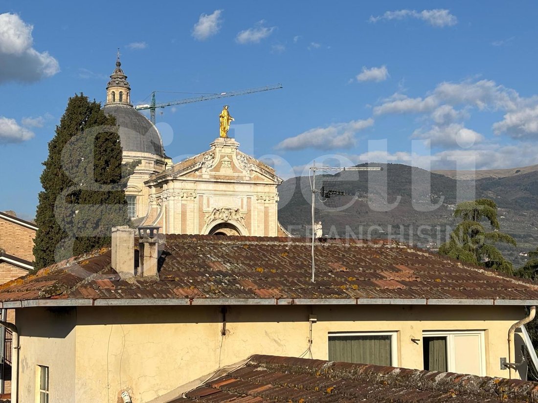 Penthouse in Assisi, Umbria, Italy 4 - 17466570
