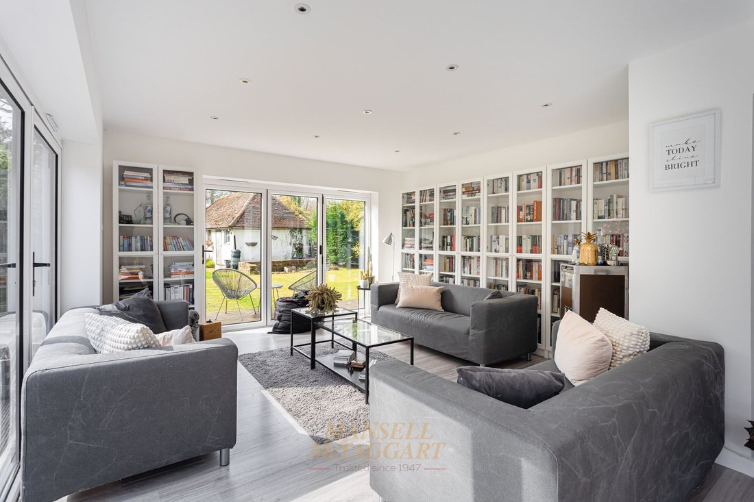 House in Crawley Down (Worth), Crawley Down, England 4 - 17465055