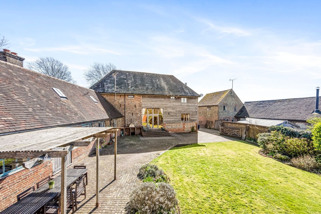 Hurstpierpoint, England 1 - 17465104