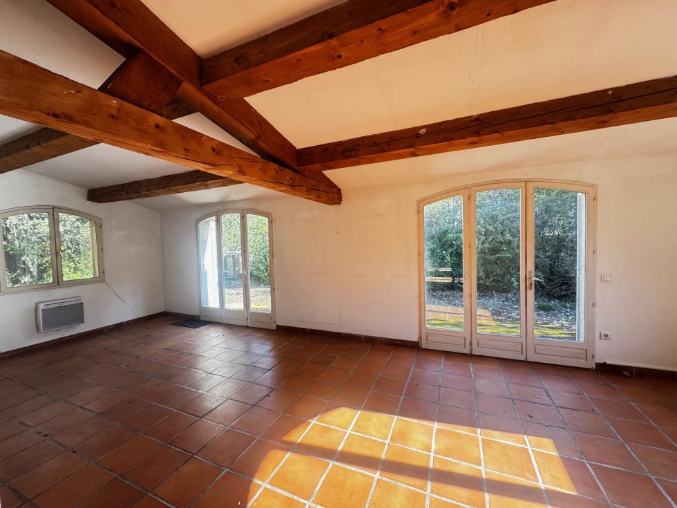 House in Granettes-Jauberte-Sainte Anne, Aix-en-Provence, France 2 - 16906649
