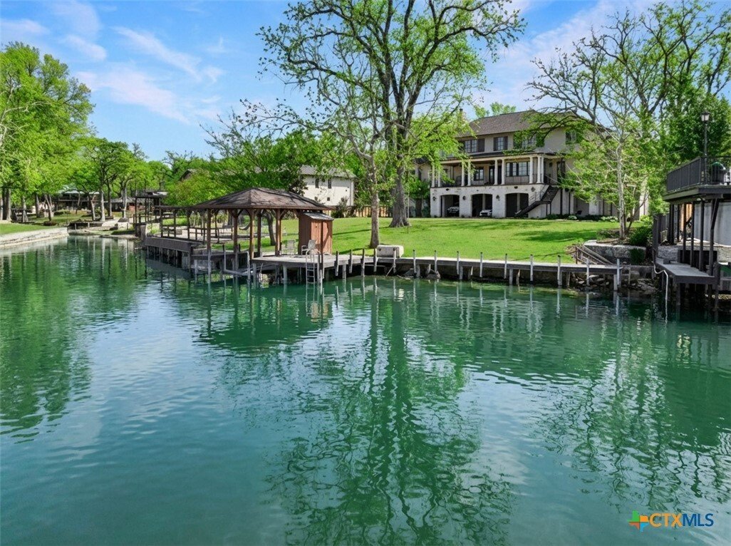 House in Seguin, Texas, United States 3 - 17448709