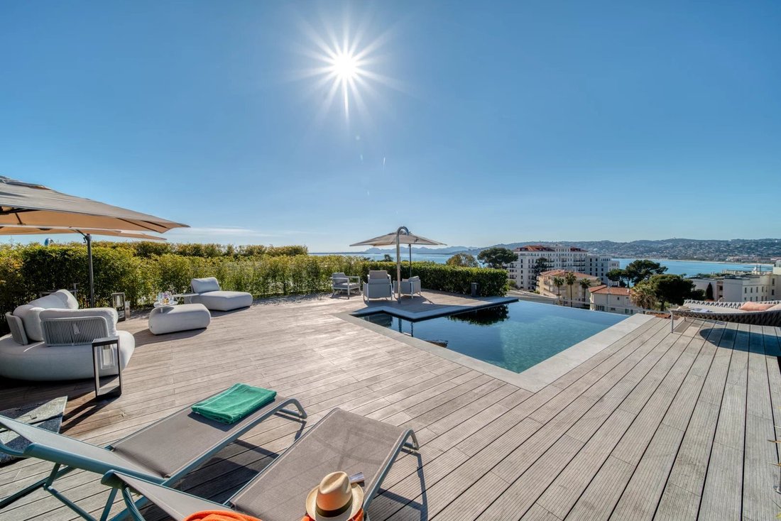 Apartment in Antibes, Provence-Alpes-Côte d'Azur, France 1 - 17467330