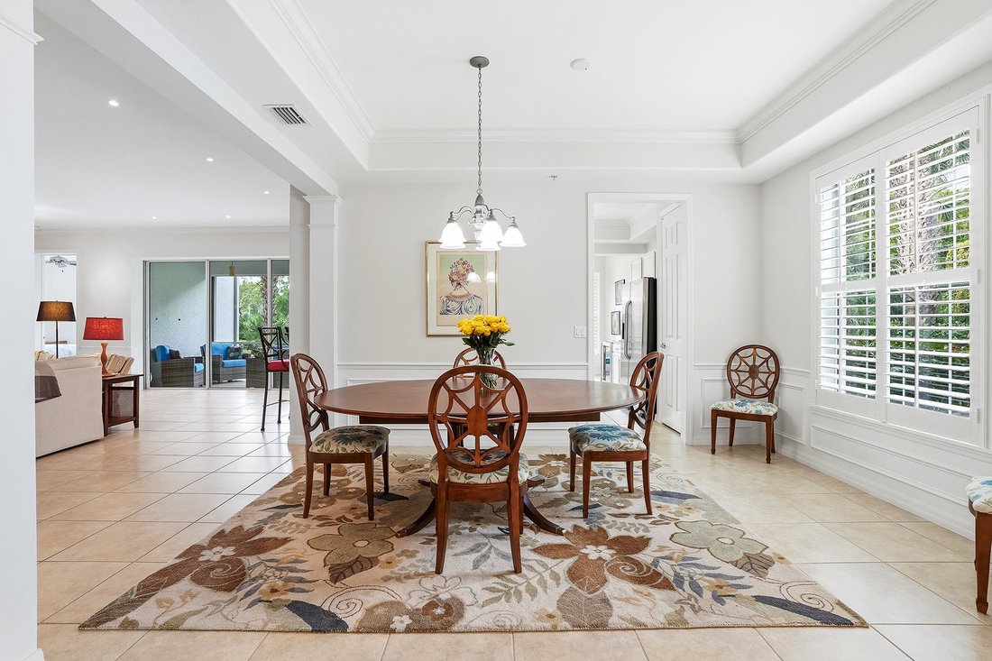 Condo in Naples, Florida, United States 5 - 17464633