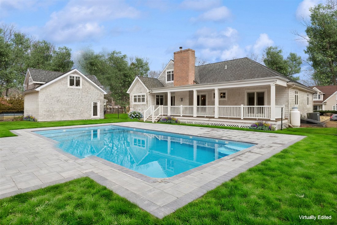 Hampton Bays, New York, United States 4 - 17465165